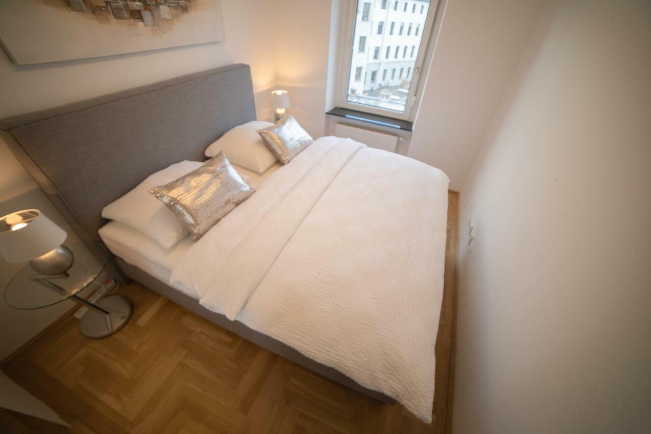 Easy Vienna Penthouse Lägenhet Exteriör bild