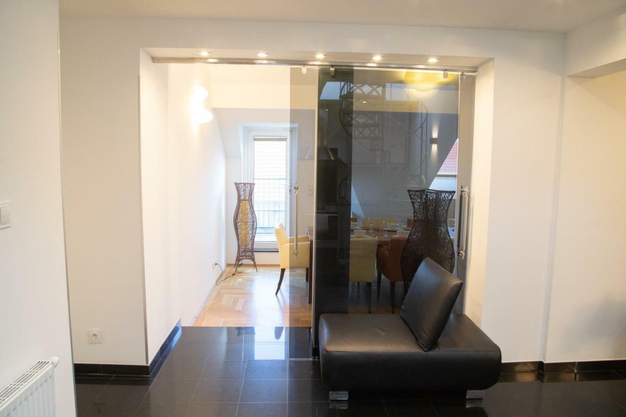 Easy Vienna Penthouse Lägenhet Exteriör bild