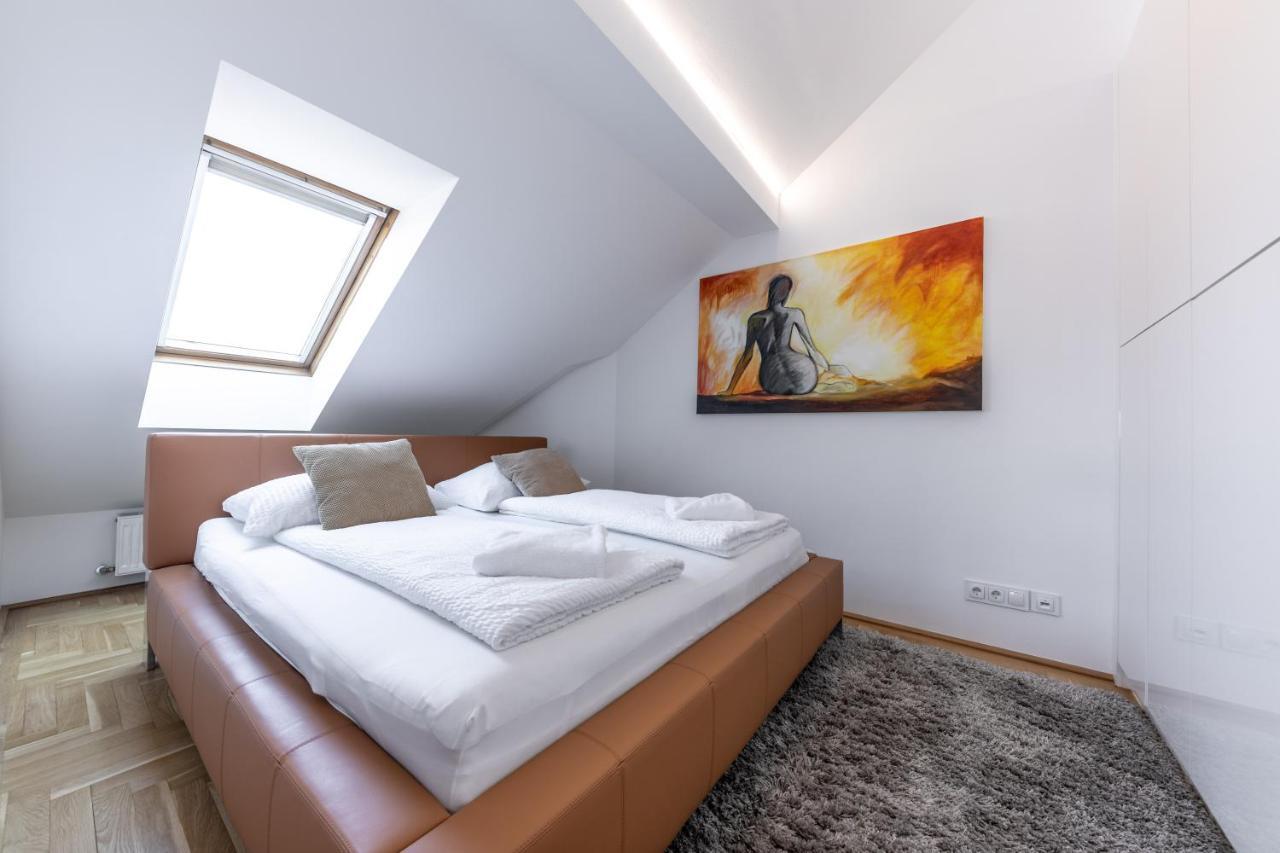 Easy Vienna Penthouse Lägenhet Exteriör bild